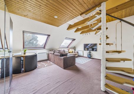 Studio Flat, Christchurch