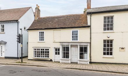 3 Bed Maisonette, Christchurch Town Centre