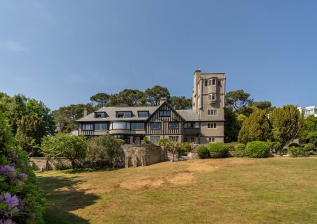 Teak House, 3 Bed Penthouse Flat, Canford Cliffs