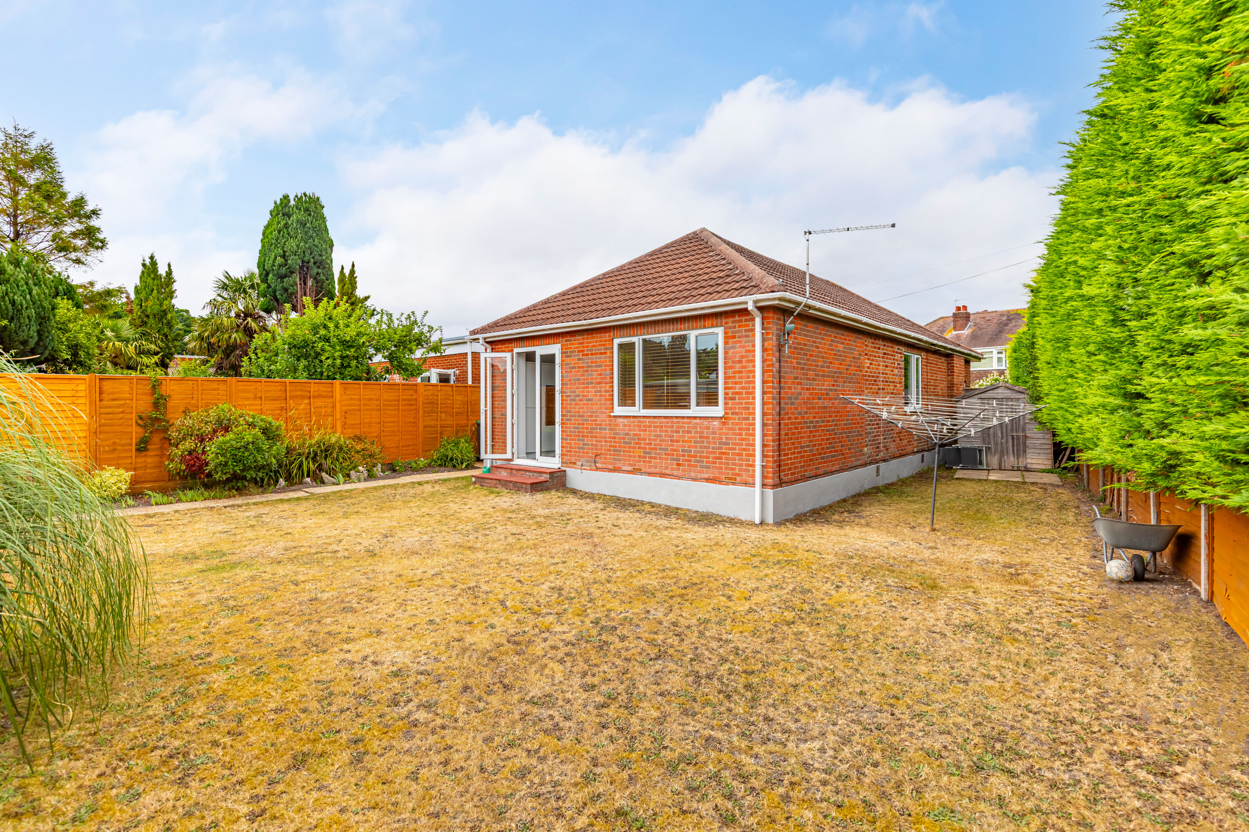3 Bed Detached Bungalow. Endfield Road, Christchurch, BH23